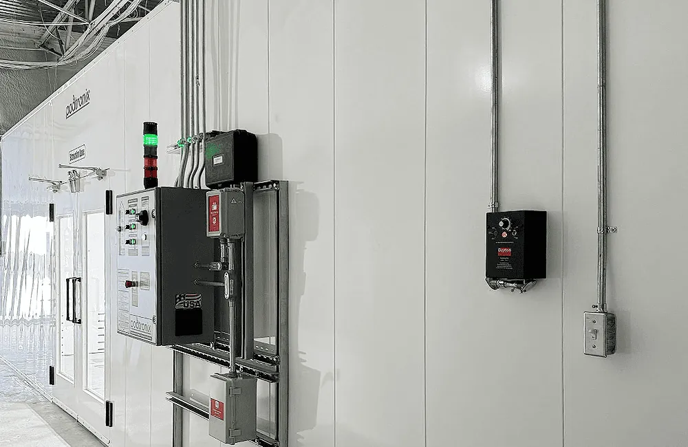 Extraction Lab control panel with status tower and Dayton drive